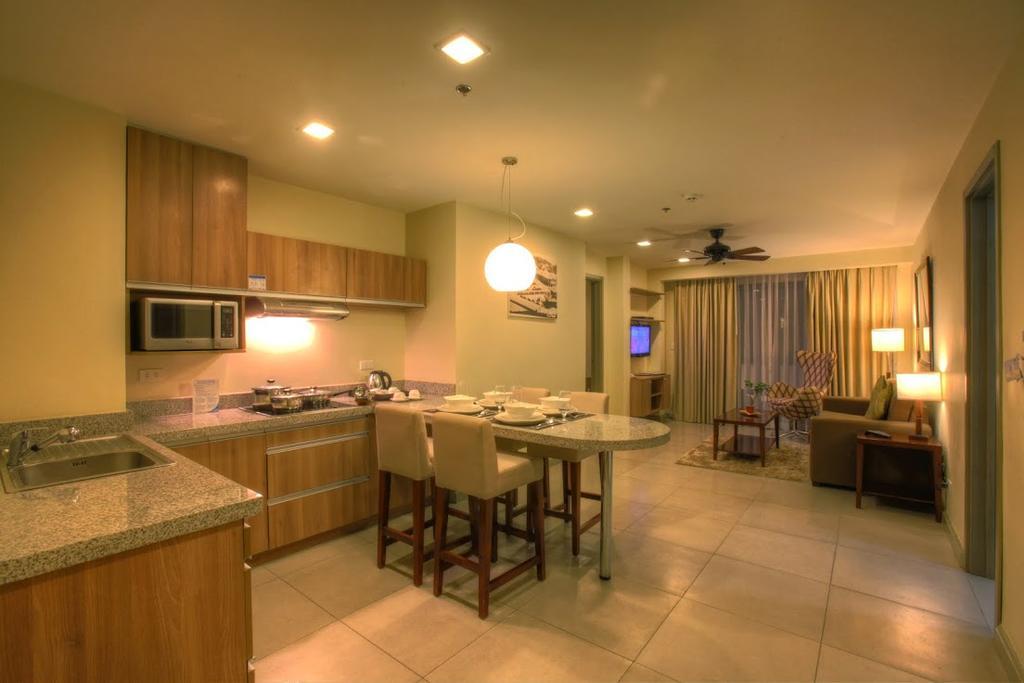 באגויו Azalea Residences Baguio מראה חיצוני תמונה
