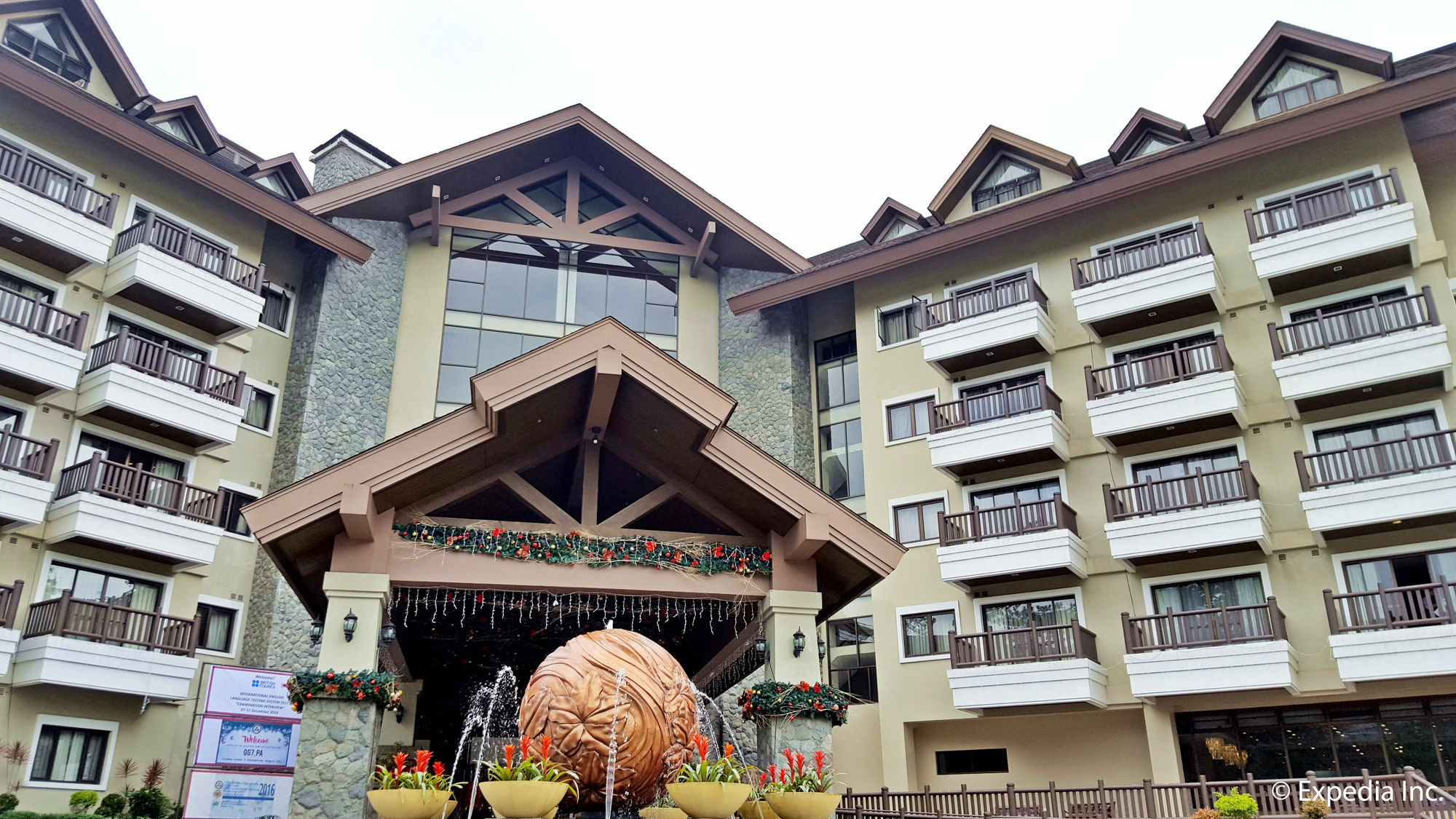 באגויו Azalea Residences Baguio מראה חיצוני תמונה